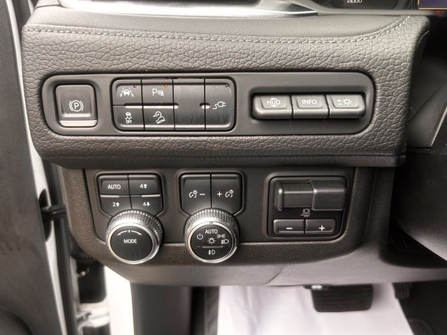 Used 2021 GMC Yukon Denali w/ Denali Premium Package AWD/4WD image 20