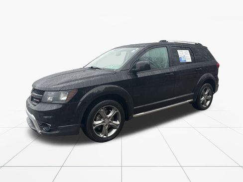 Used 2017 Dodge Journey Crossroad image 3