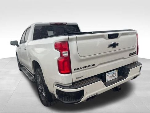 Used 2022 Chevrolet Silverado 1500 High Country w/ Technology Package AWD/4WD image 13