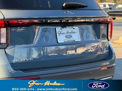 New 2026 Ford Explorer Active w/ Active Comfort Package image 6