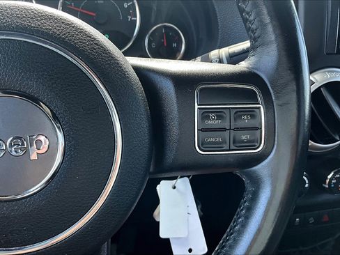 Used 2014 Jeep Wrangler Unlimited Sahara w/ Connectivity Group image 22