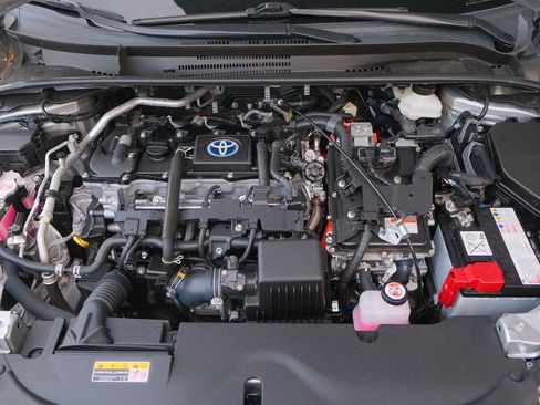 Used 2023 Toyota Corolla LE image 10