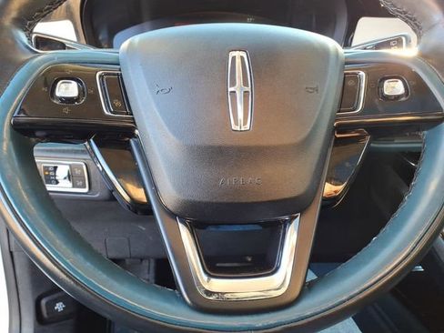 Used 2021 Lincoln Corsair Reserve w/ Equipment Group 201A image 17