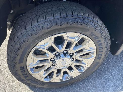 New 2026 Chevrolet Silverado 2500 LTZ w/ LTZ Premium Package image 7