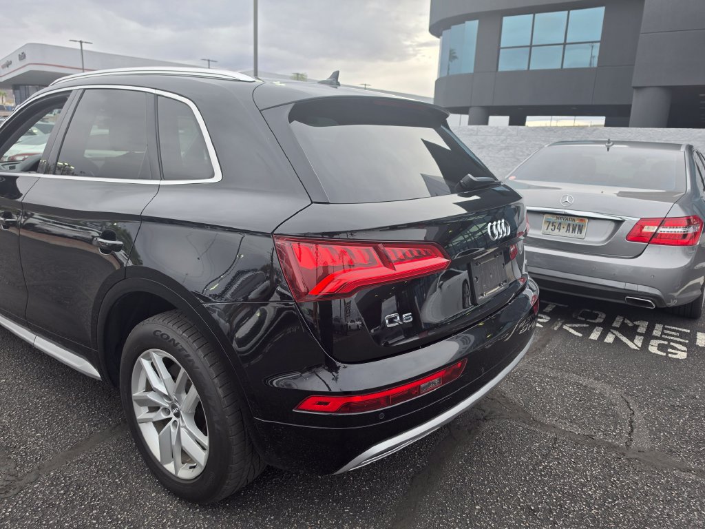 Used 2020 Audi Q5 2.0T Premium AWD/4WD image 8