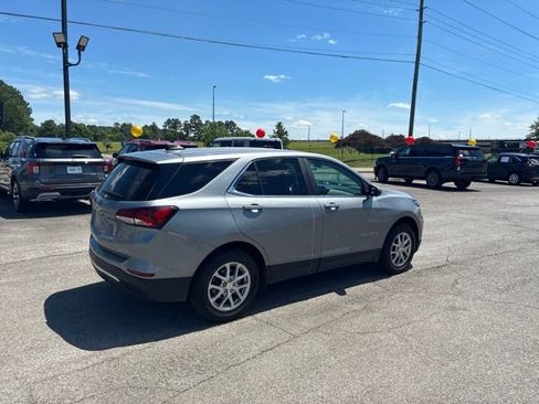 Used 2024 Chevrolet Equinox LT AWD/4WD image 16