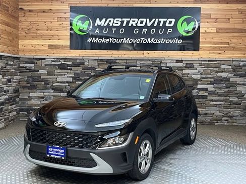 Used 2023 Hyundai Kona SEL AWD/4WD image 4