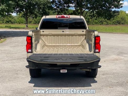 Used 2024 Chevrolet Colorado Z71 w/ LPO, Dark Essentials Package AWD/4WD image 12