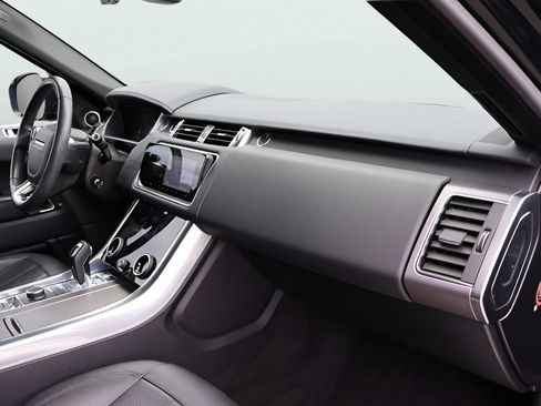 Used 2018 Land Rover Range Rover Sport HSE AWD/4WD image 10