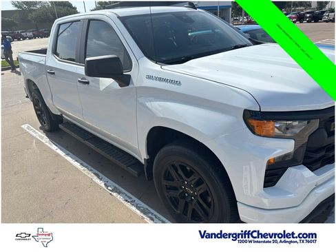 Used 2024 Chevrolet Silverado 1500 Custom RWD image 2