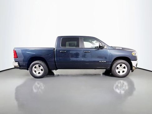 New 2026 RAM 1500 4x4 Crew Cab image 8
