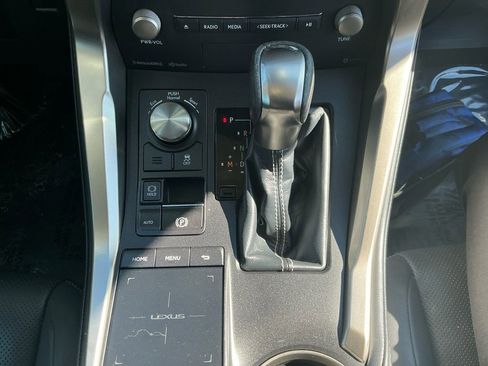 Used 2018 Lexus NX 300 FWD image 17