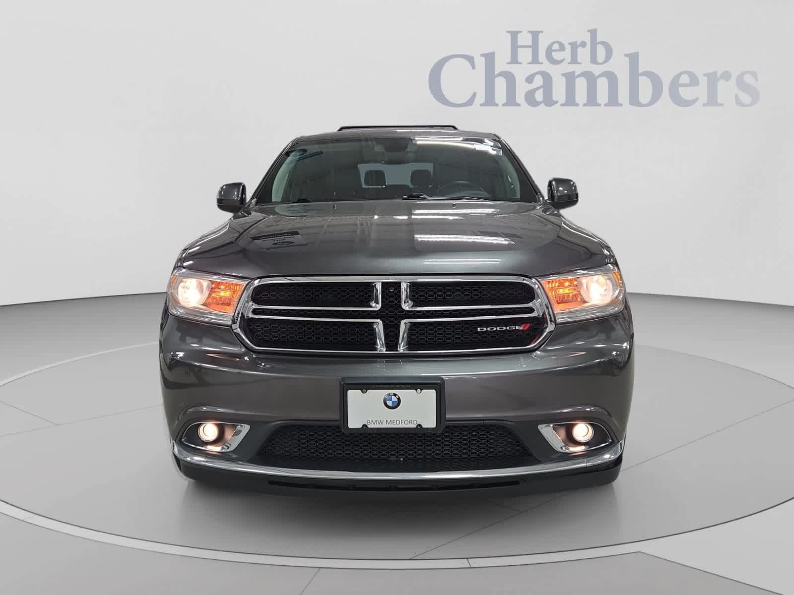 Used 2019 Dodge Durango SXT AWD/4WD image 2