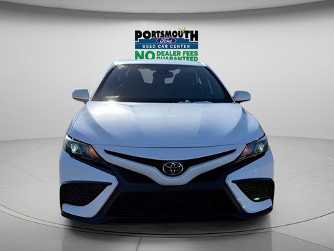Used 2023 Toyota Camry SE FWD image 9