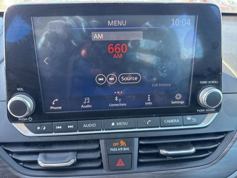 Used 2024 Nissan Altima 2.5 SV image 25