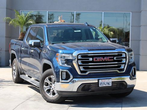 Used 2020 GMC Sierra 1500 SLT w/ SLT Convenience Package image 2