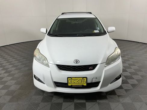 Used 2010 Toyota Matrix S image 2