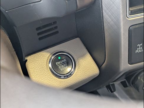 Used 2020 Ford F150 Limited image 30