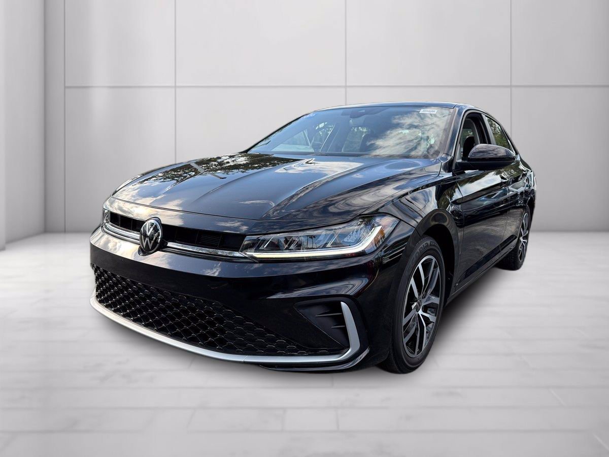 Used 2026 Volkswagen Jetta SE FWD image 11
