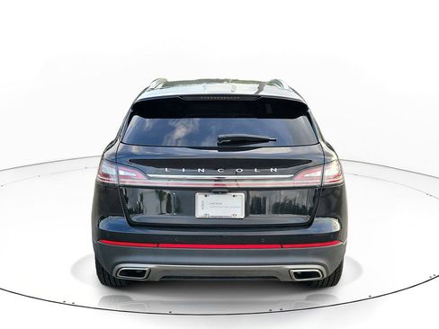 Certified 2022 Lincoln Nautilus FWD w/ Premium Package image 4