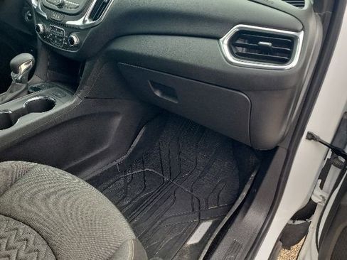 Used 2023 Chevrolet Equinox LT AWD/4WD image 19