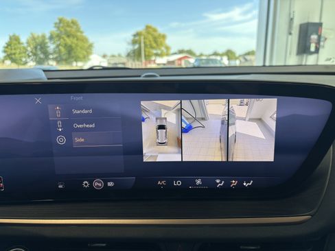 Used 2025 Buick Envision Sport Touring image 18