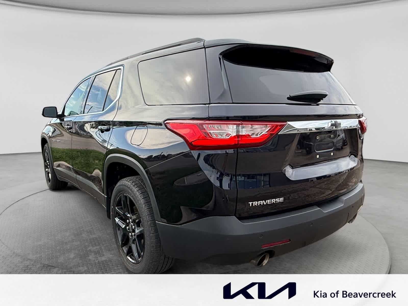 Used 2020 Chevrolet Traverse LT FWD image 7