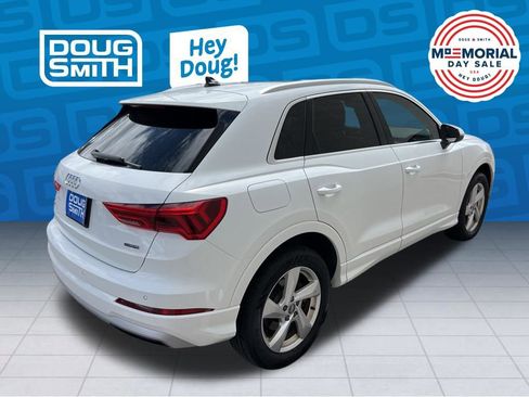 Used 2020 Audi Q3 2.0T Premium Plus w/ Premium Plus Package AWD/4WD image 6