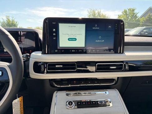 New 2026 Lincoln Aviator Reserve AWD/4WD image 19