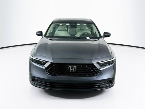 Used 2024 Honda Accord EX image 2