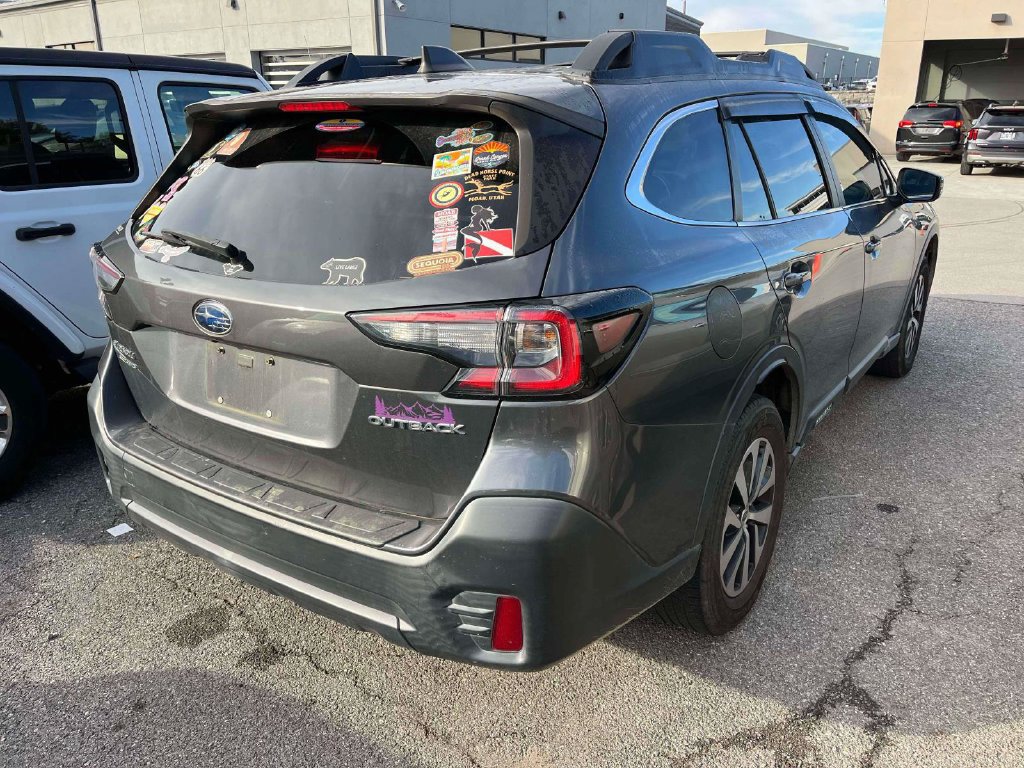 Used 2021 Subaru Outback Premium w/ Popular Package #1 AWD/4WD image 2