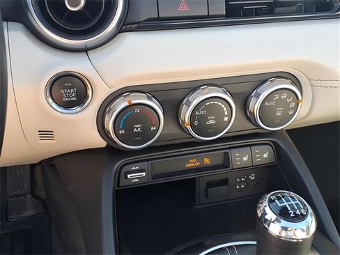 Used 2021 MAZDA MX-5 Miata RF Grand Touring w/ Appearance Package image 12