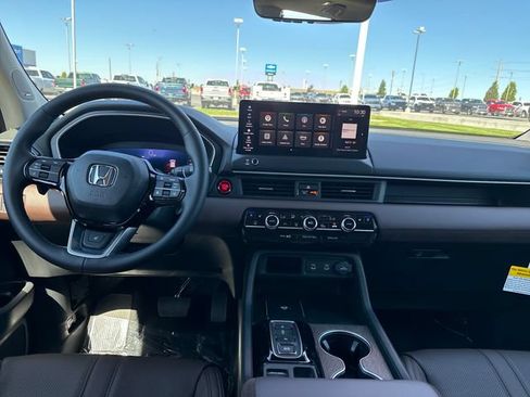 New 2026 Honda Pilot Elite image 12