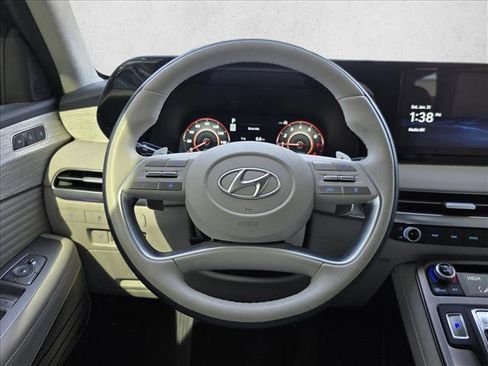 Used 2025 Hyundai Palisade Calligraphy image 21