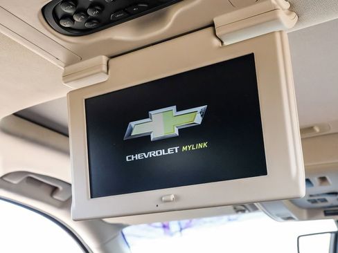 Used 2019 Chevrolet Suburban Premier image 53