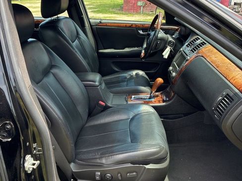 Used 2007 Cadillac DTS Performance FWD image 11