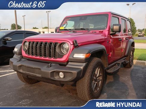 Used 2024 Jeep Wrangler Unlimited Sport AWD/4WD image 12