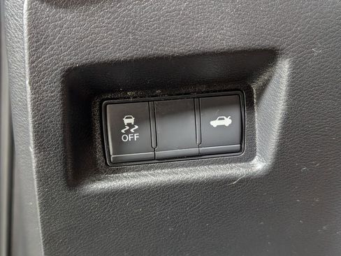 Used 2019 INFINITI Q50 Luxe image 23