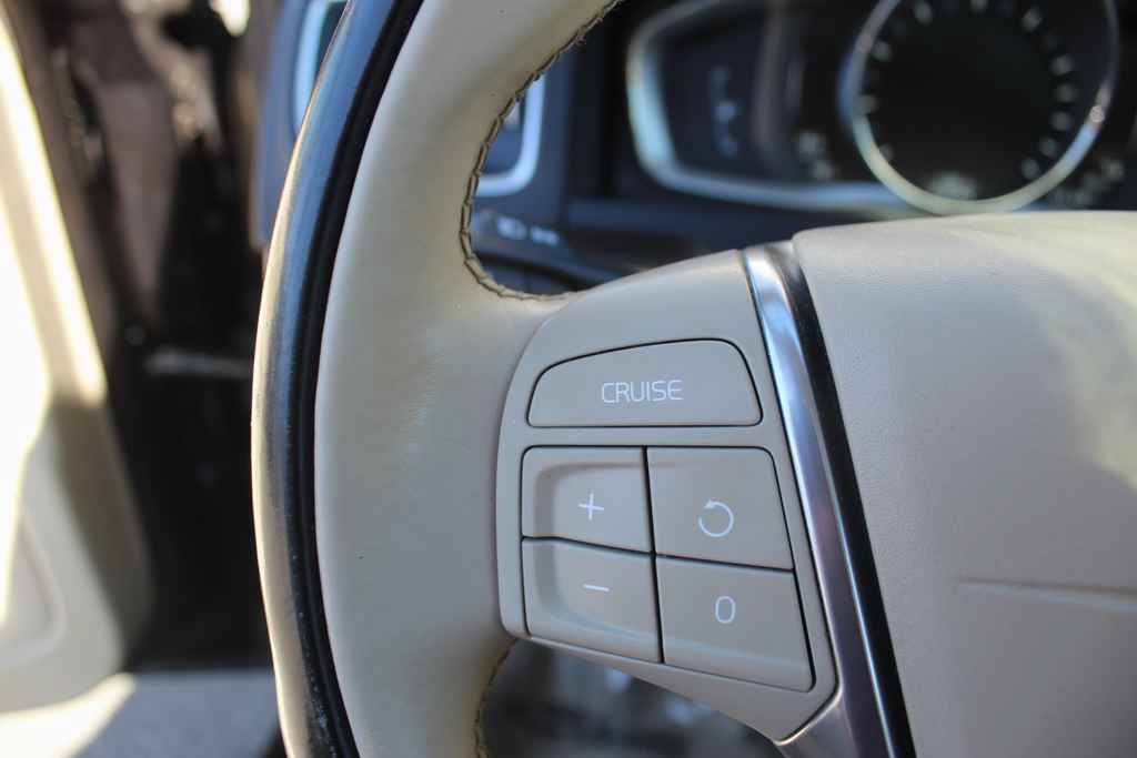Used 2016 Volvo S60 T5 Premier w/ Convenience Package FWD image 17