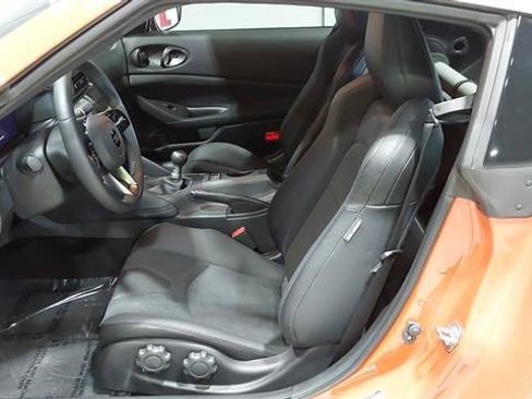 Used 2024 Nissan Z Performance w/ Heritage Edition RWD image 20