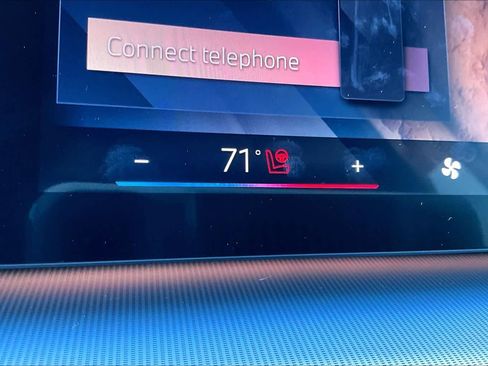 Certified 2025 BMW X1 xDrive28i w/ Technology Package image 34