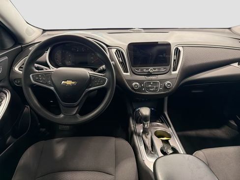 Used 2022 Chevrolet Malibu LS w/ Driver Confidence Package II FWD image 19