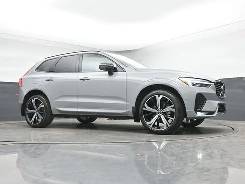 Used 2025 Volvo XC60 B5 Ultra w/ Protection Package Premier AWD/4WD image 39