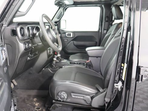 Used 2023 Jeep Wrangler Unlimited Sport AWD/4WD image 9