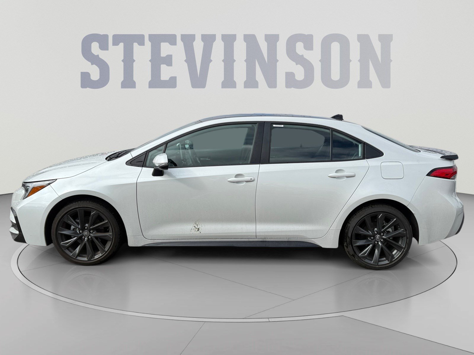 Certified 2026 Toyota Corolla SE w/ SE Package FWD image 2