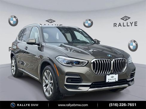 Certified 2023 BMW X5 xDrive45e w/ Executive Package image 1