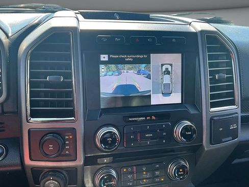 Used 2018 Ford F150 Raptor w/ Equipment Group 802A Luxury AWD/4WD image 15