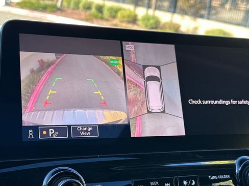 Used 2022 INFINITI QX80 Luxe image 28