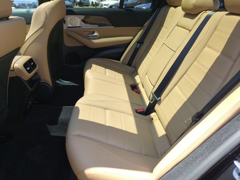 Certified 2026 Mercedes-Benz GLE 450e 4MATIC image 31