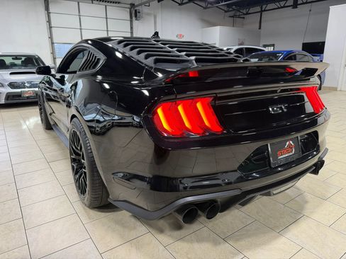 Used 2020 Ford Mustang GT RWD image 4